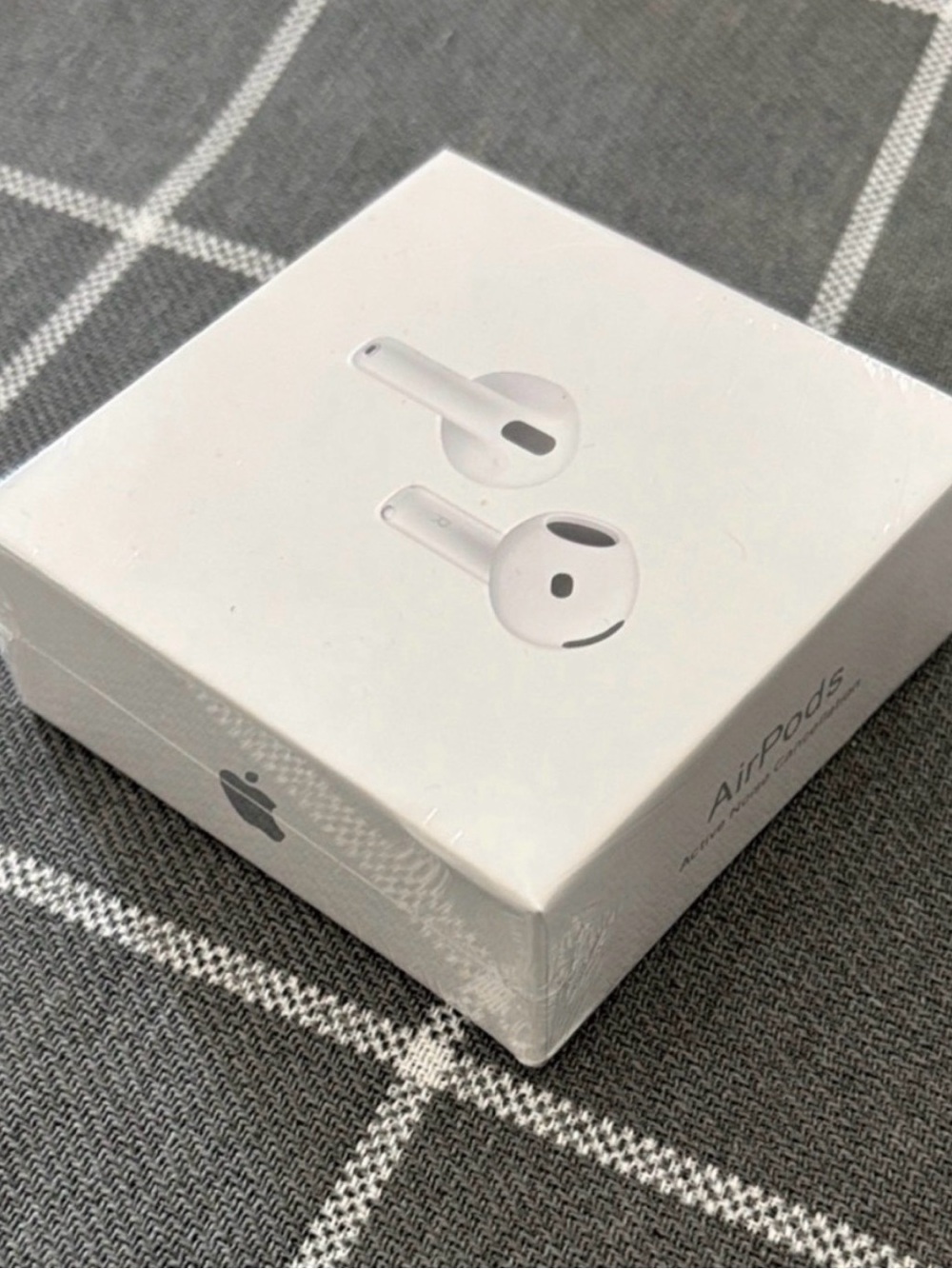 Apple AirPods 4 with Charging Case - White